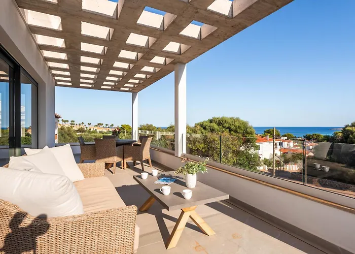 Caterina - * Punta Prima (Menorca)