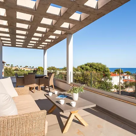 Caterina - * Punta Prima (Menorca)